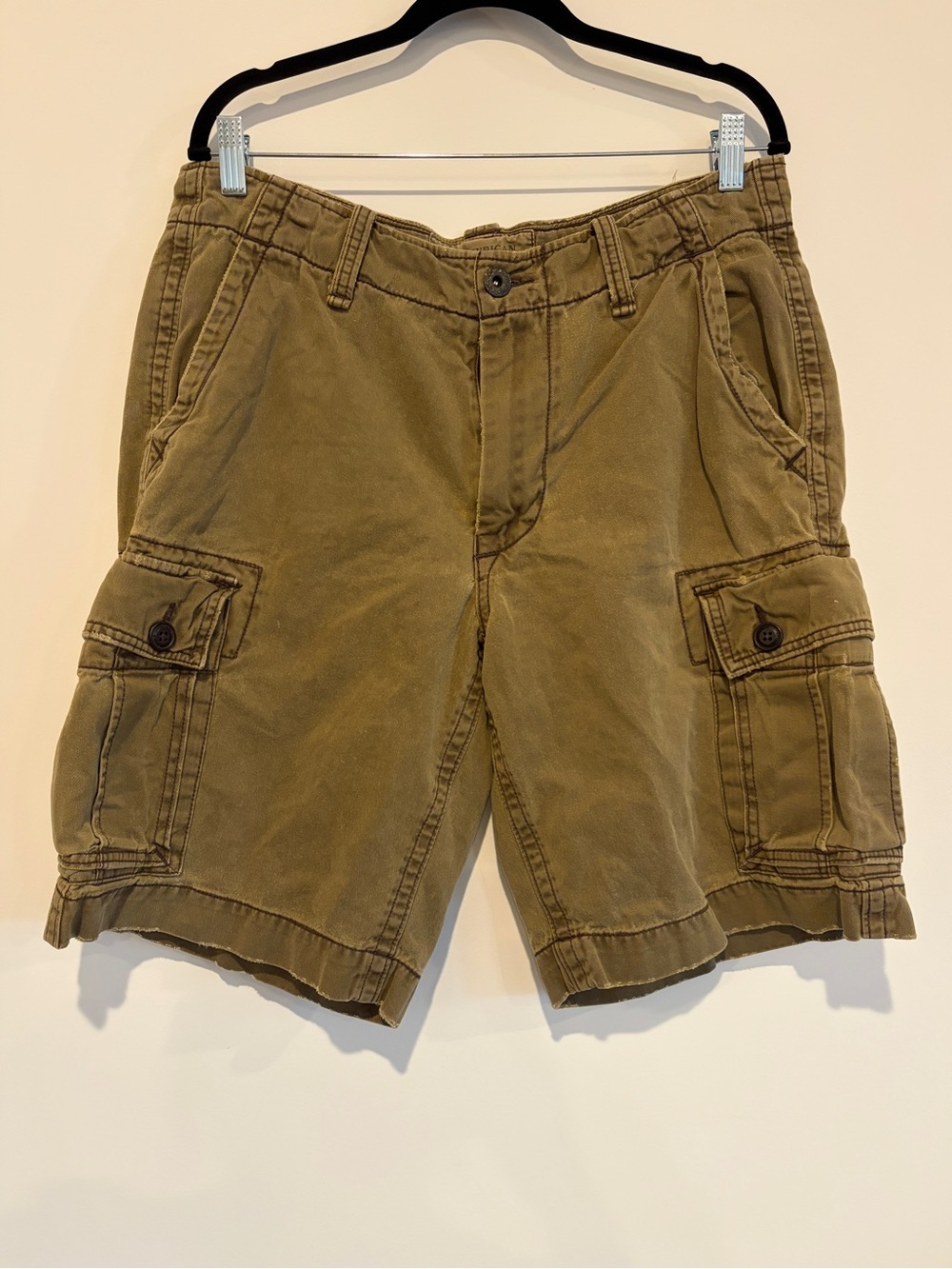 American Eagle 33 Khaki Tan Classic Length Heavy Twill Mens Cargo Shorts
